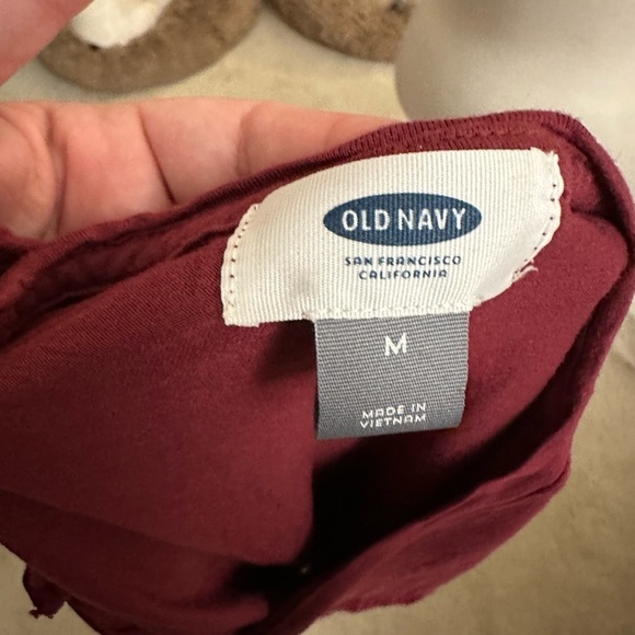 Old Navy Tee “You had me at Merlot” Size M, GUC - Picture 4 of 5